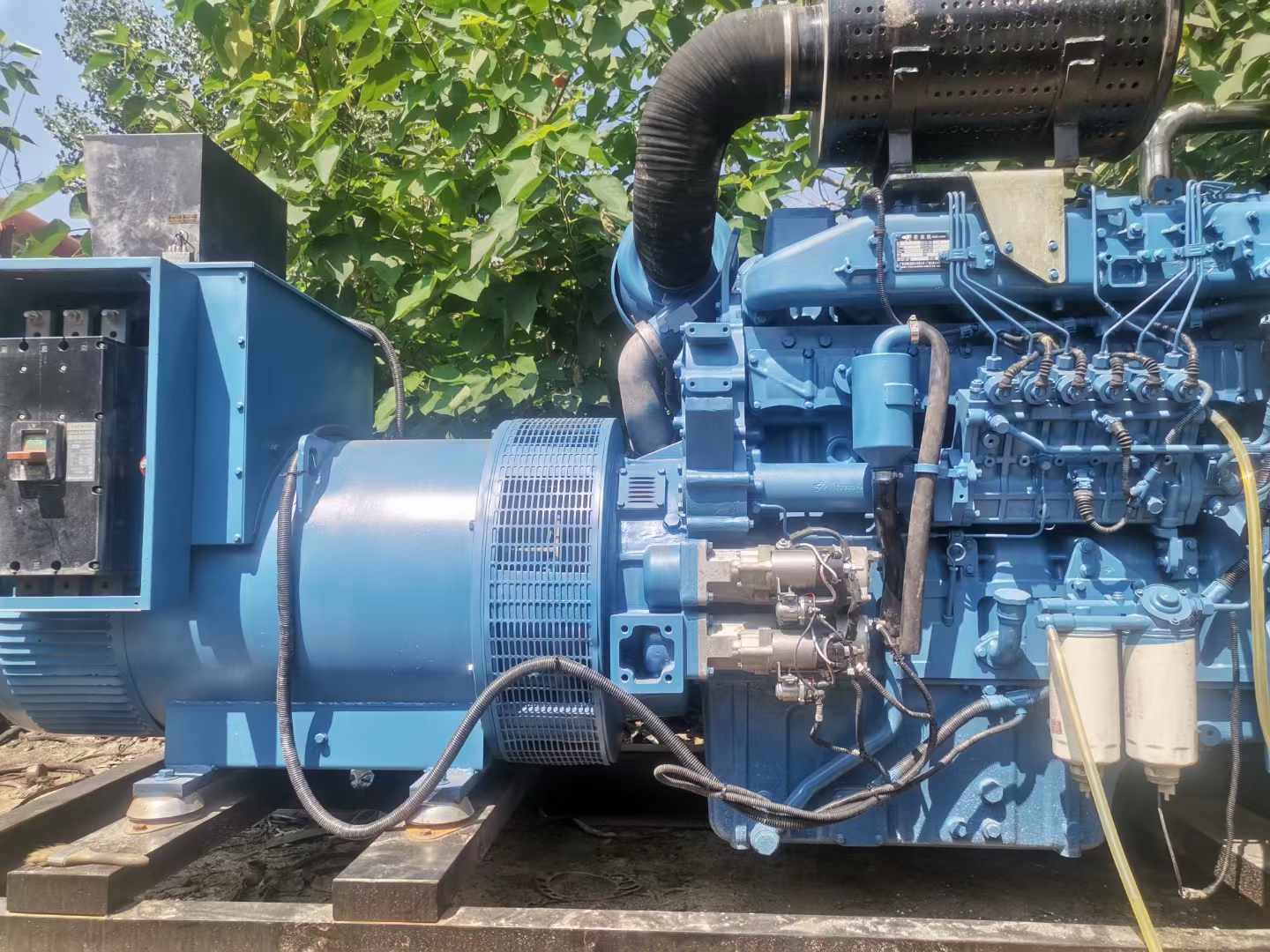 泽库详细说明降低 800kW 柴油发电机输出电流波动的方法